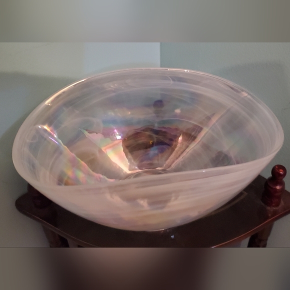 Iridescent Pearl Glass Bowl Vase - Picture 3 of 5